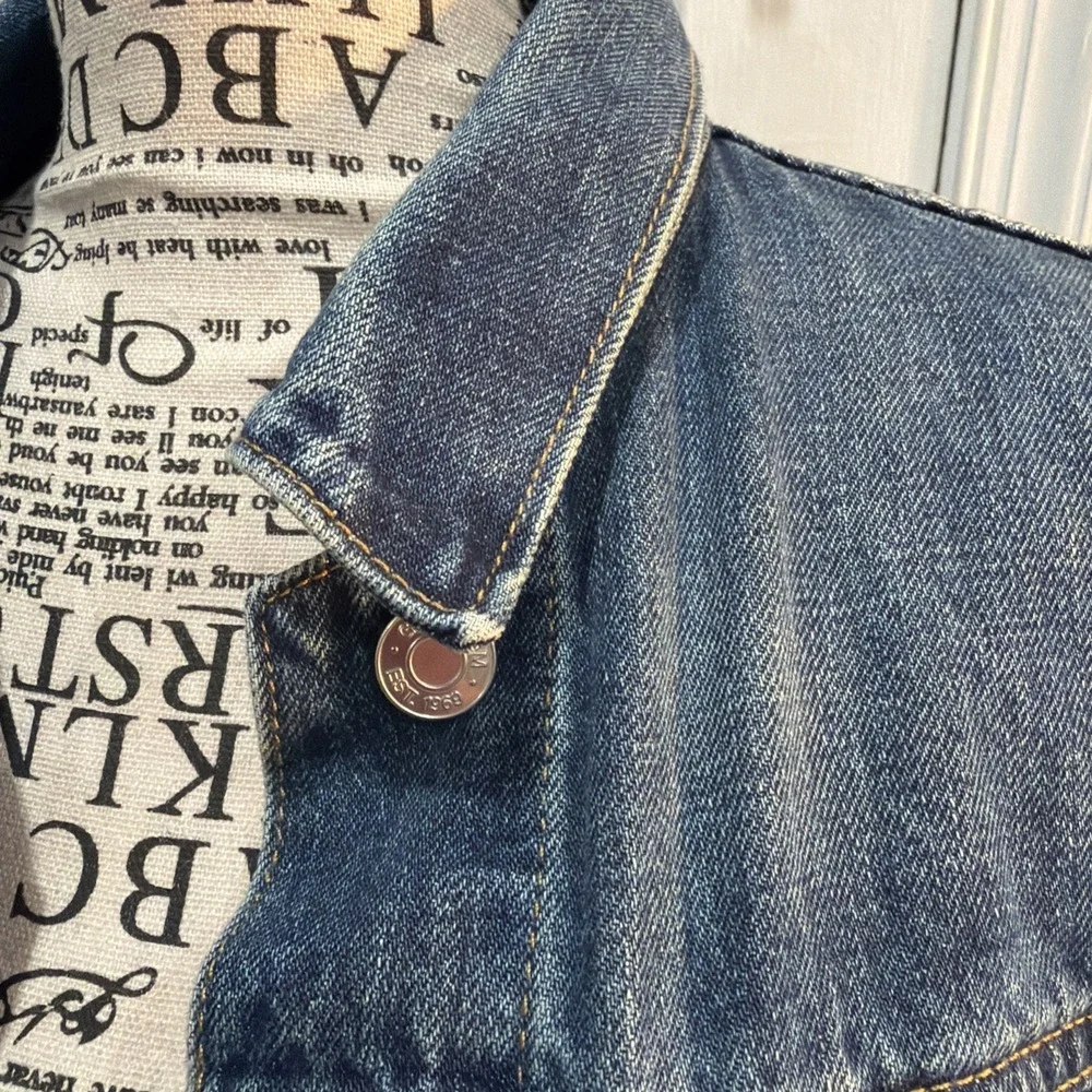 GAP Womens Jacket Size L Blue Jean Denim Icon Saddle Long Sleeve Cotton Pockets - Picture 3 of 16